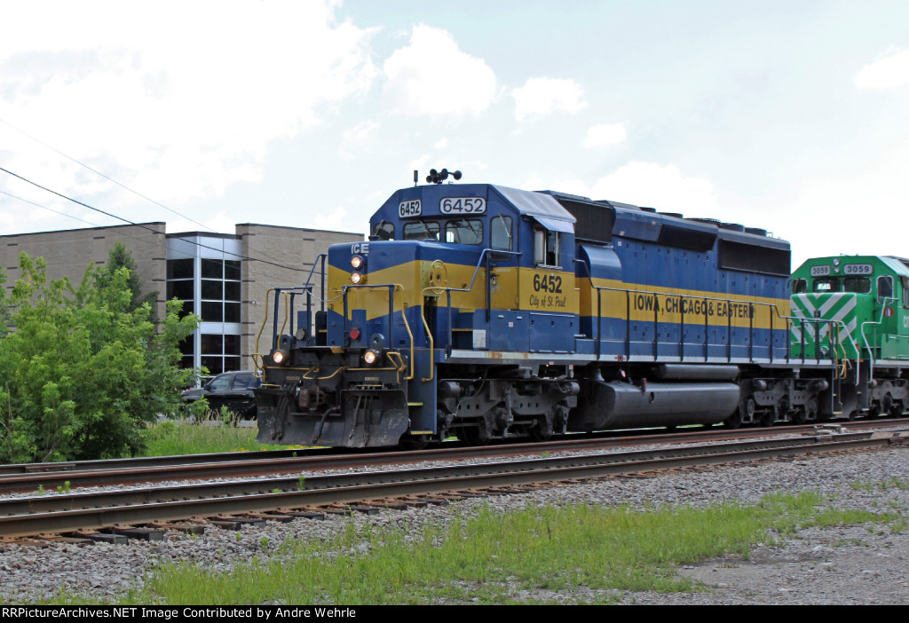 ICE 6452 "City of St. Paul" leads CP 299 west
